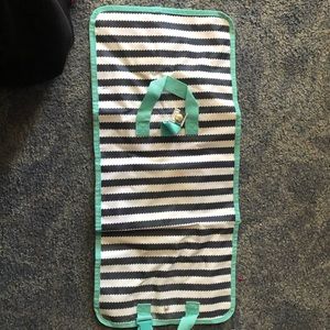 Thirty One Hanging Travel Case